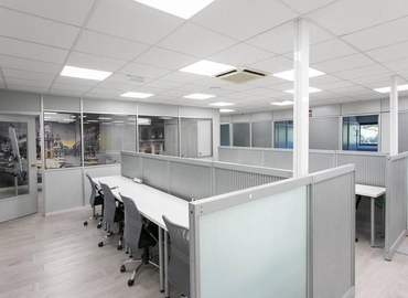 Alquile oficinas de coworking en Madrid Centro 33 m², Calle Campezo 3 - 4 | MatchOffice.es