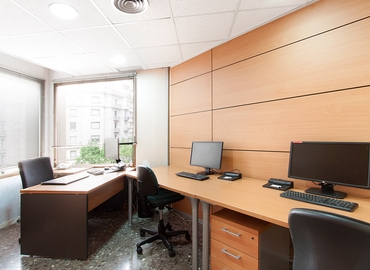 Explore oficinas temporales en Barcelona 48 m², Travessera de Gràcia 56 - 14 | MatchOffice