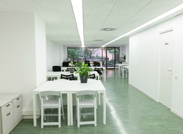Alquile oficinas de coworking en Barcelona 120 m², Travessera de Dalt - 12 | MatchOffice