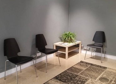 Observe oficinas compartidas en Bilbao 25 m², Rodriguez Arias 17 - 5 | MatchOffice.es