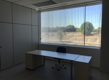Explore coworking en Tres Cantos 35 m², Ronda de Poniente - 12 | MatchOffice