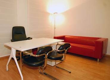 Alquile oficinas de coworking en Barcelona 14 m², Provenza 242 - 1 | MatchOffice