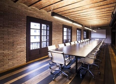 Explore oficinas de coworking en Barcelona 30 m², Portal del Angel 36 - 3 | MatchOffice