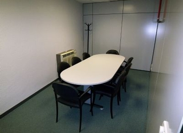 Explore coworking en Madrid Centro 60 m², Plaza Santa Maria Soledad Torres Acosta 2 - 2 | MatchOffice
