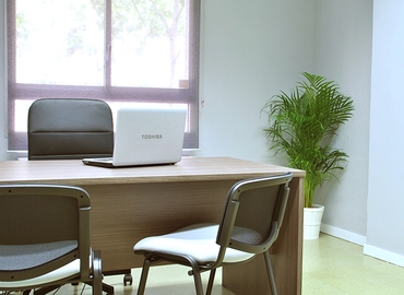 Observe oficinas de coworking en Madrid Centro 25 m², Plaza de Emilio Jimenez Milas Nº2 1ºC - 1 | MatchOffice.es