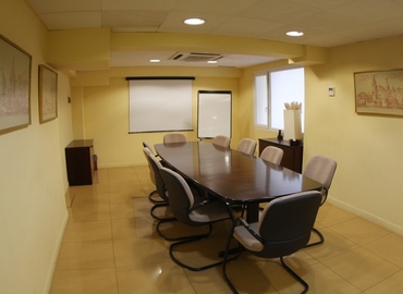 Alquile oficinas temporales en Madrid Centro 70 m², Paseo de la Habana 9-11 - 2 | MatchOffice.es