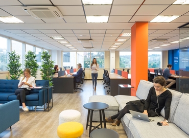 Explore oficinas de coworking en Vizcaya 180 m², Paseo de Landabarri 1 - 17 | MatchOffice