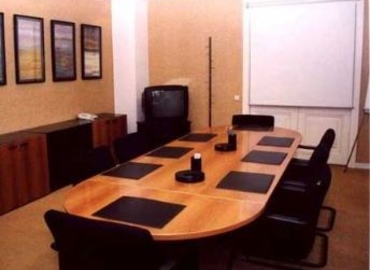 Explore oficinas compartidas en Madrid Centro 45 m², Calle Velázquez 86 - 0 | MatchOffice