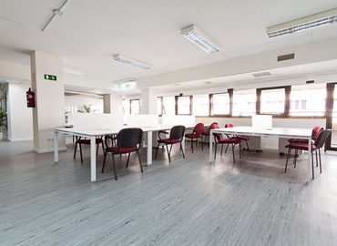 Observe oficinas temporales en Madrid Centro 350 m², Jacometrezo 15 - 8 | MatchOffice.es