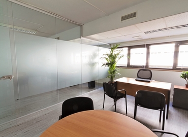 Alquile coworking en Madrid Centro 350 m², Jacometrezo 15 - 18 | MatchOffice.es