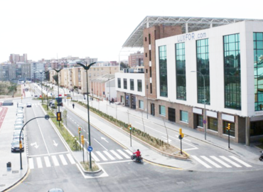Explore oficinas compartidas en Málaga 50 m², C. Bodegueros 21 - 0 | MatchOffice