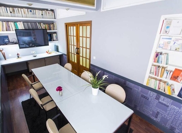 Explore coworking en Madrid Centro 180 m², C/Infanta Mercedes n 20 planta baja-exterior  - 3 | MatchOffice