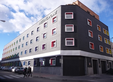 Explore oficinas de coworking en Madrid Centro 56 m², Calle de Manuel Tovar 42 - 13 | MatchOffice.es