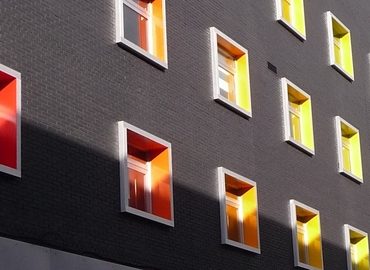 Explore oficinas compartidas en Madrid Centro 56 m², Calle de Manuel Tovar 42 - 15 | MatchOffice.es