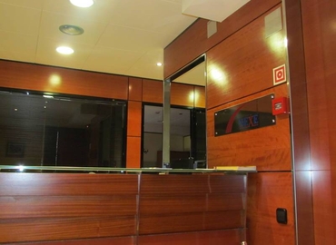 Explore coworking en Granollers 15 m², Condestable de Portugal 43-45 - 17 | MatchOffice.es