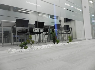 Alquile coworking en Pozuelo de Alarcón 80 m², Vía de las Dos Castillas 33 - 5 | MatchOffice