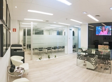 Centros de negocio en alquiler en Pozuelo de Alarcón 80 m², Vía de las Dos Castillas 33 - 1 | MatchOffice.es