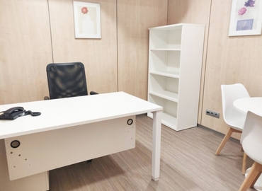 Explore oficinas de coworking en Madrid Chamberi 38 m², Calle Zurbano 45 - 12 | MatchOffice