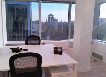 Observe oficinas compartidas en Madrid Salamanca 120 m², Paseo de la Castellana 40 - 3 | MatchOffice