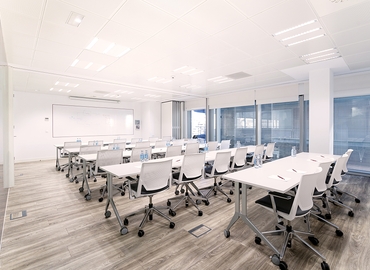 Alquile sala de conferencias en Madrid Centro 66 m², Paseo de la Castellana 79 - 3 | MatchOffice.es