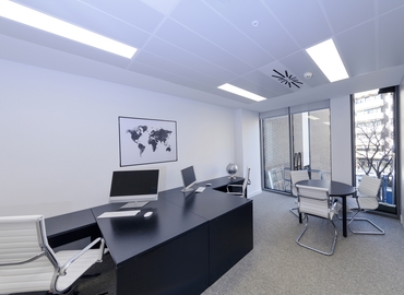 Centros de negocio disponible para alquilar en Madrid Centro 55 m², Calle Serrano 240 - 8 | MatchOffice.es