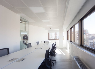 Alquile oficinas compartidas en Madrid Chamberi 240 m², Glorieta de Quevedo - 0 | MatchOffice
