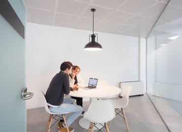 Observe oficinas compartidas en Madrid Chamberi 240 m², Glorieta de Quevedo - 10 | MatchOffice.es