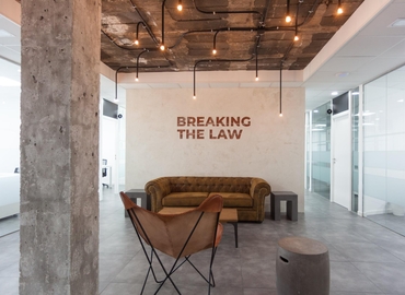 Explore oficinas de coworking en Madrid Chamartín 210 m², Calle de Bravo Murillo - 4 | MatchOffice