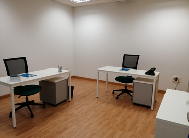 Parque empresarial disponible para alquilar en Sevilla 15 m², Calle Brújula - 7 | MatchOffice
