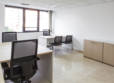 Lease flexible a 38 m² Coworking  in Valencia, Calle Guillem de Castro 9 (46007) - 2 | MatchOffice