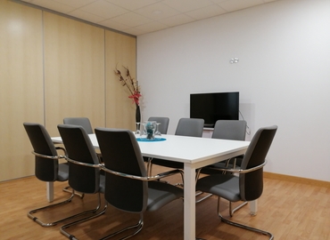 30 m² Conference room in Seville, Calle Brújula (41927) - 2 | MatchOffice