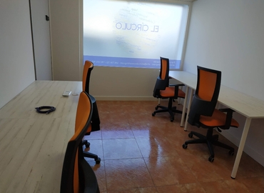 Observe oficinas compartidas en Málaga 200 m², Calle Luis F Pallardo Peinado 7 - 4 | MatchOffice