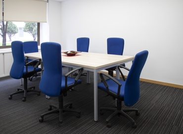 Centros de oficinas en alquiler en Madrid Centro 500 m², Paseo de la Castellana 153 Bajo - 6 | MatchOffice