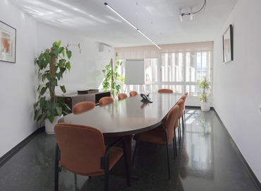 Elija sala de juntas en Eixample 400 m², Carrer de Provença - 4 | MatchOffice.es