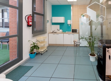 Observe oficinas de coworking en Sevilla 40 m², Calle Luis Fuentes Bejarano - 5 | MatchOffice