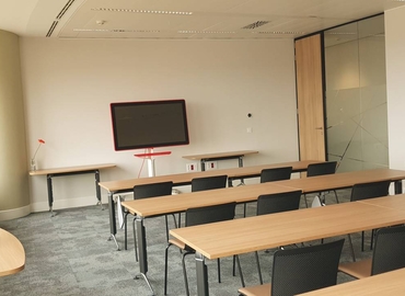 Reserve sala de conferencias acogedora en Sevilla 20 m², Calle Gonzalo Jimenez de Quesada - 2 | MatchOffice