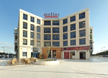 Alquile oficinas compartidas en Málaga 75 m², Calle Palma del Río - 4 | MatchOffice.es