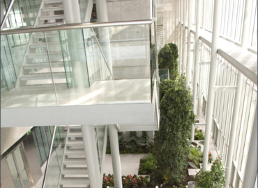 Parque empresarial en alquiler en Madrid Centro 100 m², Calle de Albasanz - 6 | MatchOffice