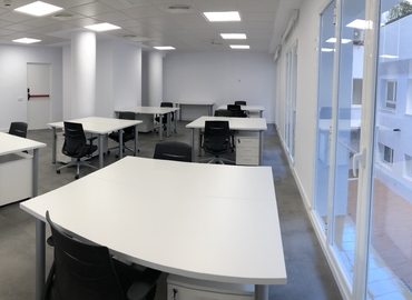 Explore oficinas compartidas en Madrid Retiro 30 m², Calle Doctor Castelo 44 - 0 | MatchOffice