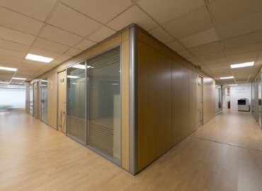 80 m² Serviced office place for rent in Barcelona Sants Monjuïc, Calle Vilamarí (08015) - 14 | MatchOffice.com