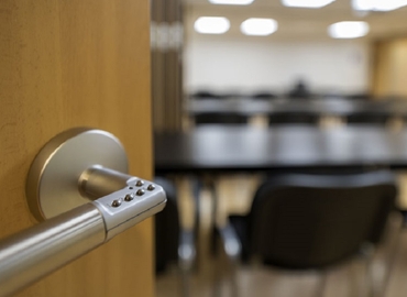 Alquile coworking en Eixample 80 m², Carrer de Vilamarí - 12 | MatchOffice