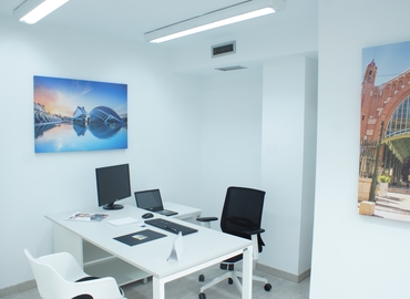 Parque empresarial en alquiler en València 24 m², Carrer de Colón 4 - 2 | MatchOffice