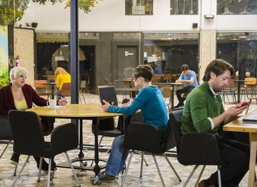 Alquile coworking en Madrid Centro 2500 m², Alameda - 1 | MatchOffice.es