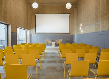 Reserve sala de reuniones fiable en Madrid Centro 300 m², Piamonte - 6 | MatchOffice.es