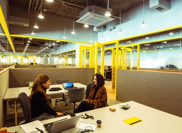 Explore oficinas compartidas en Madrid Centro 1500 m², Plaza Pablo Ruiz Picasso - 4 | MatchOffice
