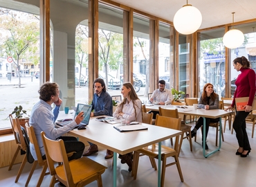 2300 m² Coworking space  in Madrid Centro, Calle de Serrano Anguita (28004) - 1 | MatchOffice.com