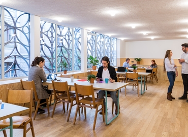 Explore oficinas de coworking en Madrid Centro 2300 m², Serrano Anguita - 2 | MatchOffice