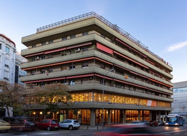 2300 m² Shared workspace  in Madrid Centro, Calle de Serrano Anguita (28004) - 11 | MatchOffice.com