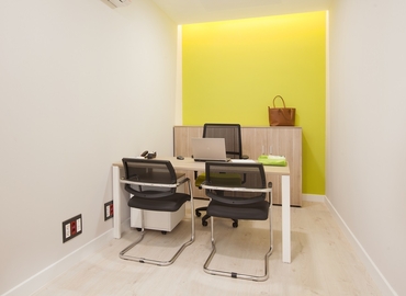 Parque empresarial disponible para alquilar en Mataró 40 m², Ronda President Irla 26 - 8 | MatchOffice.es