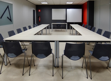 Choose a 55 m² Convention center in Bilbao, Pablo Alzola 2 3º Izquierda (48012) - 1 | MatchOffice.com